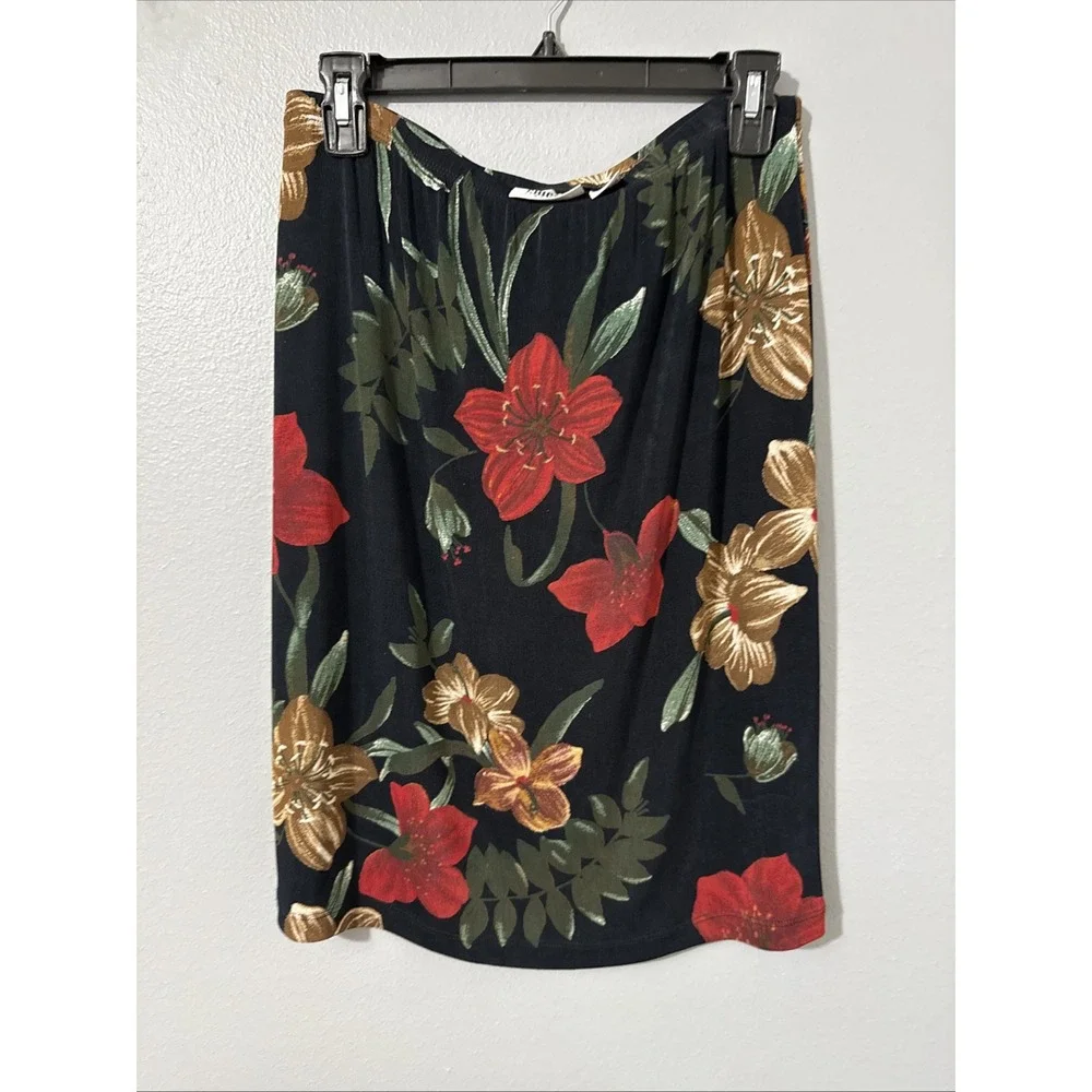 Chicos these skirts